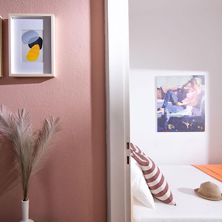 Aristis Apartment Heraklion  Bagian luar foto